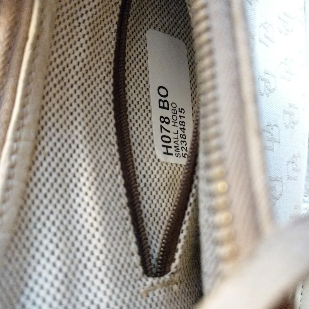 Authentic Dooney & Bourke small‎ hobo purse& wallet